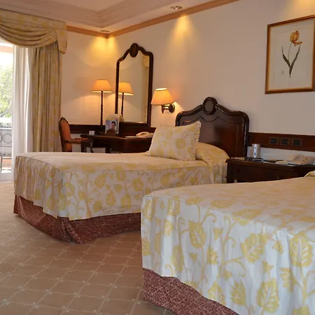 Olissippo Lapa Palace - The Leading Of The World 5* Lisboa