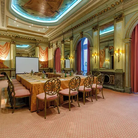 Olissippo Lapa Palace - The Leading Of The World 5* Лісабон