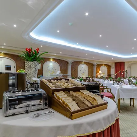 Olissippo Lapa Palace - The Leading Of The World リスボン