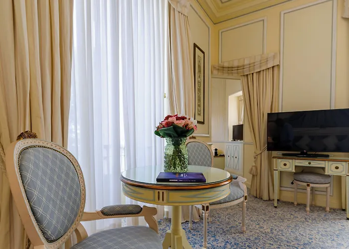 Olissippo Lapa Palace - The Leading Of The World Hotel 5*