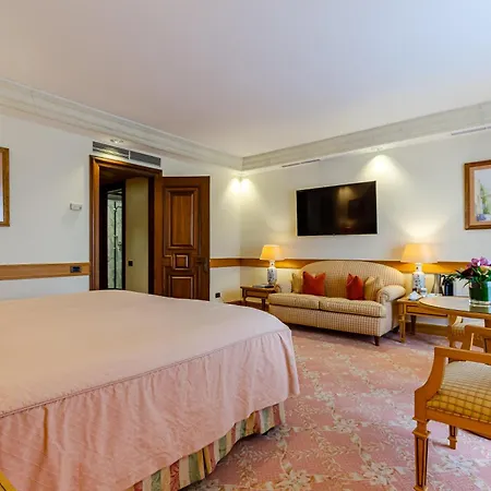 Olissippo Lapa Palace - The Leading Of The World Hotel 5*